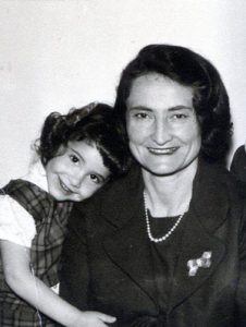 Jenny Pressman as a child, pictured with her mother Alina Kaplan Pressman